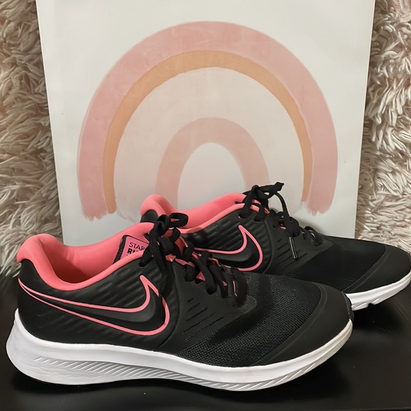 •𝙽𝙴𝚆 𝙽𝙸𝙺𝙴 𝚁𝚄𝙽𝙽𝙸𝙽𝙶 𝚂𝙷𝙾𝙴𝚂 - Picture 3 of 9